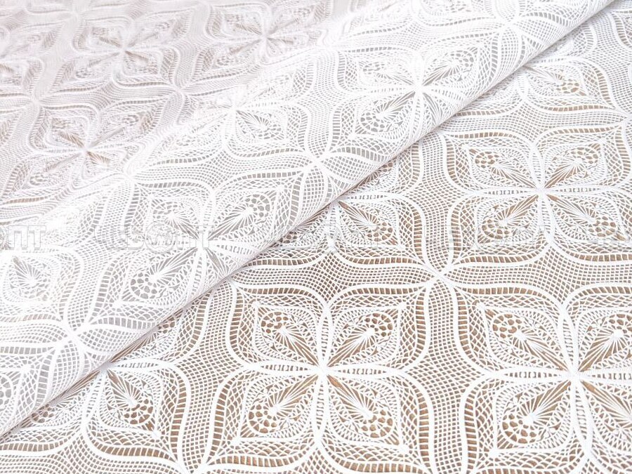 Скатерть ажурная без основы 137*200 см, БЕЛЫЙ модель LS-079B арт. GW-21780 [2]. ЧЕБОПТ.